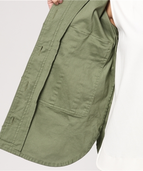 LBC(エルビーシー)の「バックサテンミリタリーブルゾン (ブルゾン・レディース・ベージュ/オリーブ・LARGE/MEDIUM)」の11枚目の写真