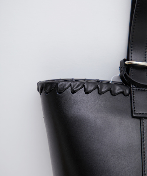 YAHKI（ヤーキ）の「【YAHKI】《STUDIOUS別注》ダブルフェイスバケツBAG / YH-124S（ショルダーバッグ・レディース・ブラック/ベージュ/ブラウン・FREE）」の5枚目の写真