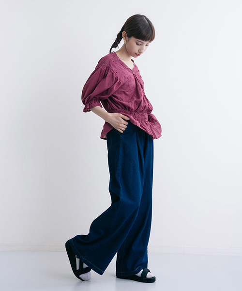 MERLOT（メルロー）の「パンチングフラワー刺繍ウエストギャザーブラウス1170（シャツ/ブラウス・レディース・ブラック/イエロー/オフホワイト/パープル・FREE）」の14枚目の写真