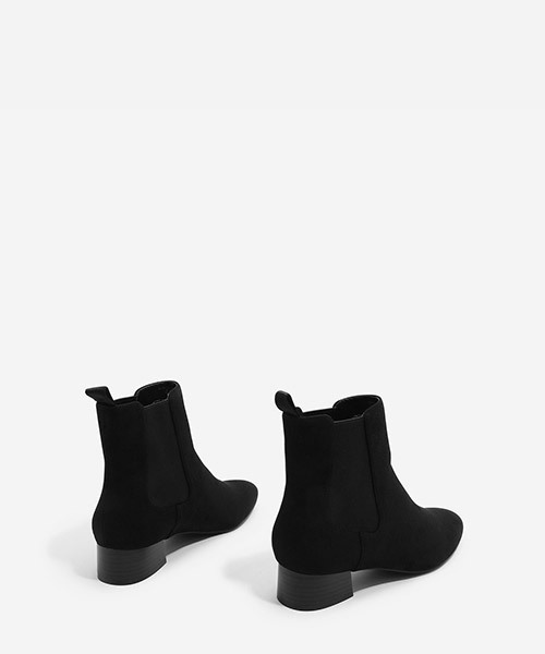 CHARLES & KEITH(チャールズ & キース)の「チェルシーブーツ / CHELSEA BOOTS(ブーツ・レディース・ホワイト/グリーン/ブラック・24.5cm/23cm/22.5cm/23.5cm/25cm)」の12枚目の写真