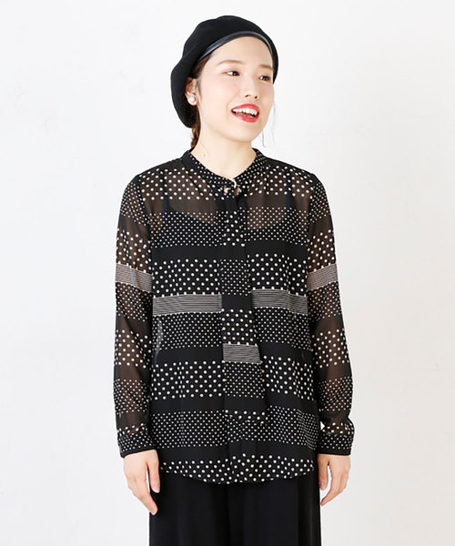 ear PAPILLONNER（イアパピヨネ）の「タイ付きブラウスドット柄