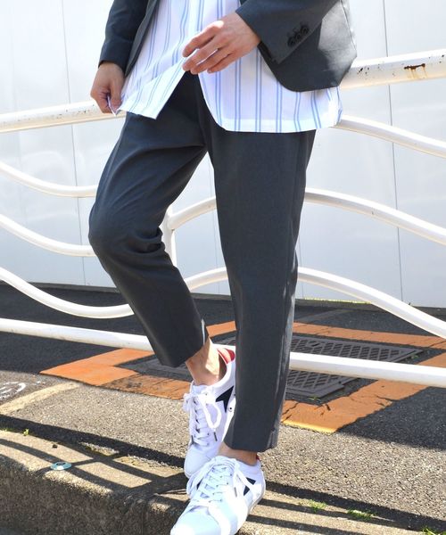 SHIPS（シップス）の「SU: VERTICAL イージーパンツ（その他パンツ・メンズ・チャコールグレー/ネイビー・MEDIUM/LARGE/X-LARGE/SMALL）」の2枚目の写真