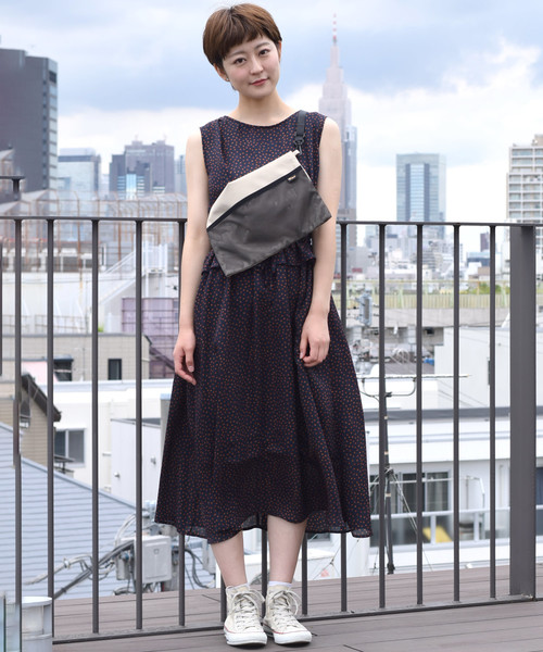 W Closet ダブルクローゼット の 星柄ジョーゼットノースリワンピース ワンピース Wear