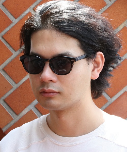 ８(eight)（エイト）の「ウェリントン サングラス 伊達メガネ 専用ケース付き（サングラス・メンズ・ライトグレー/ライトブラウン/レッド/マスタード/グレー系その他/ブラック系その他/ブラック系その他2・FREE）」の9枚目の写真