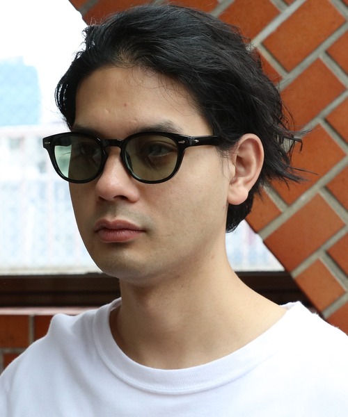 ８(eight)（エイト）の「ウェリントン サングラス 伊達メガネ 専用ケース付き（サングラス・メンズ・ライトグレー/ライトブラウン/レッド/マスタード/グレー系その他/ブラック系その他/ブラック系その他2・FREE）」の17枚目の写真