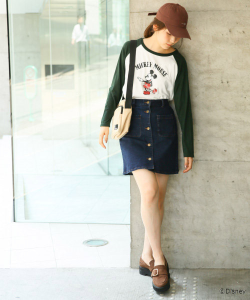 Heather（ヘザー）の「ディズニーキャラクターラグラン　809986（Tシャツ/カットソー・レディース・ブラック/グリーン/レッド・FREE）」の4枚目の写真