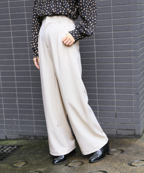 LOWRYS FARM（ローリーズファーム）の「ＴＲキモウワイドパンツ　811477（その他パンツ・レディース・ブラウン/グレー/グリーン/アイボリー/ブラック・SMALL/MEDIUM/LARGE）」の2枚目の写真