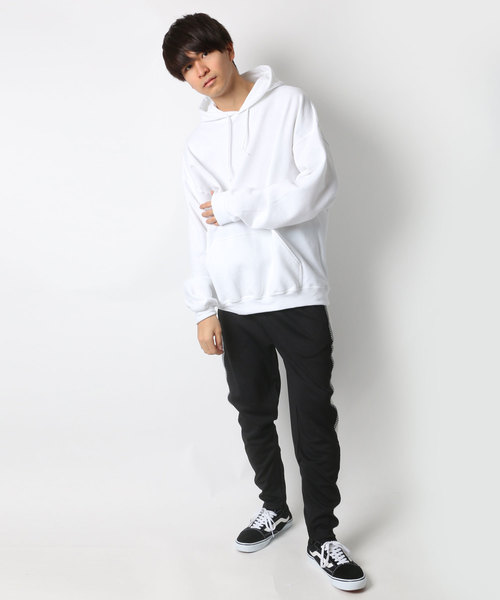 GILDAN（ギルダン）の「GILDAN/ギルダン ビッグシルエットUSAフィットプルオーバーパーカー/フーディー（パーカー・メンズ・ネイビー/ブルー/ワイン/レッド/ホワイト/グレー/オリーブ/ブラック・XL/L/M）」の14枚目の写真