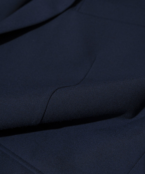 MAISON SPECIAL（メゾンスペシャル）の「【SPECIAL FACTORY コラボ】“洗えるTECH SUIT” アーバン4WAYセットアップ/ジャケット/スラックス/ハンガー 【MAISON SPECIAL/メゾンスペシャル】（テーラードジャケット・メンズ・ブラック/ネイビー/グレー/カーキ・44/46/48/50）」の5枚目の写真