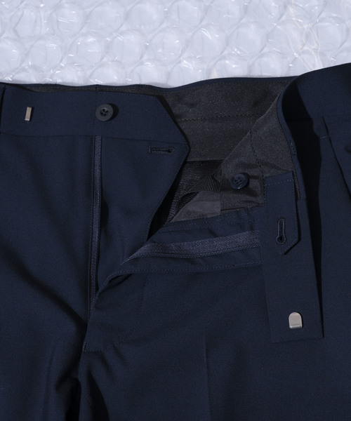 MAISON SPECIAL（メゾンスペシャル）の「【SPECIAL FACTORY コラボ】“洗えるTECH SUIT” アーバン4WAYセットアップ/ジャケット/スラックス/ハンガー 【MAISON SPECIAL/メゾンスペシャル】（テーラードジャケット・メンズ・ブラック/ネイビー/グレー/カーキ・44/46/48/50）」の12枚目の写真
