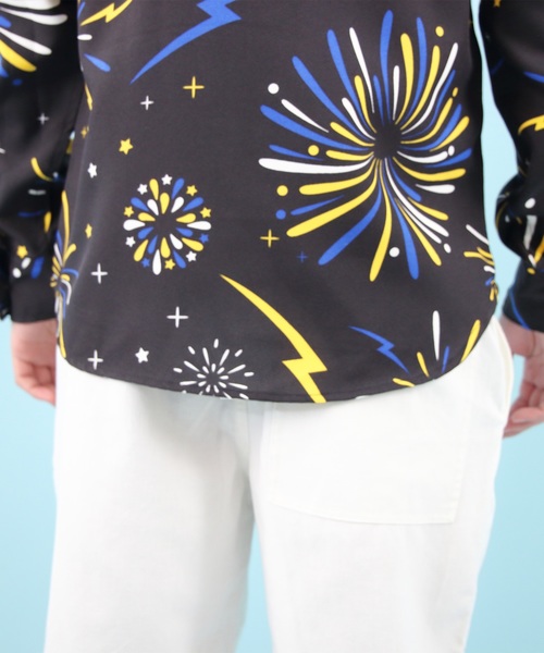 8(eight)(エイト)の「花火柄 長袖シャツ(シャツ/ブラウス・メンズ・ブラック/ホワイト/マルチ・MEDIUM/LARGE/X-LARGE)」の16枚目の写真