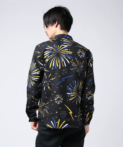 8(eight)(エイト)の「花火柄 長袖シャツ(シャツ/ブラウス・メンズ・ブラック/ホワイト/マルチ・MEDIUM/LARGE/X-LARGE)」の6枚目の写真