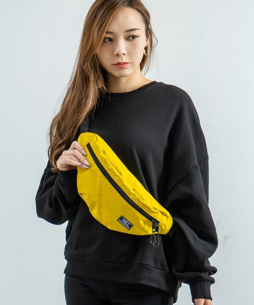 MEI(メイ)の「MEI メイ 20 OLD BASIC BOTTOMLINE ウエストポーチ ボディーバッグ ユニセックス(ボディバッグ/ウエストポーチ・メンズ・パープル/ブルー/ベージュ/オレンジ/ブラック/イエロー/ブラウン/オリーブドラブ/グレー/チャコール/レッド/ネイビー/グリーン/ホワイト/ピンク/ターコイズブルー・FREE)」の14枚目の写真