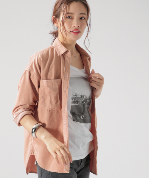 BAYFLOW（ベイフロー）の「コーデュロイシャツ（シャツ/ブラウス・レディース・ベージュ/オフホワイト/カーキ/ピンク・SMALL/MEDIUM）」の10枚目の写真