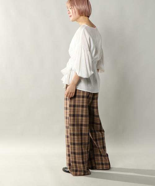 notch.(ノッチ)の「ベルト付きチェックパンツ(その他パンツ・レディース・ベージュ/ネイビー・M)」の13枚目の写真