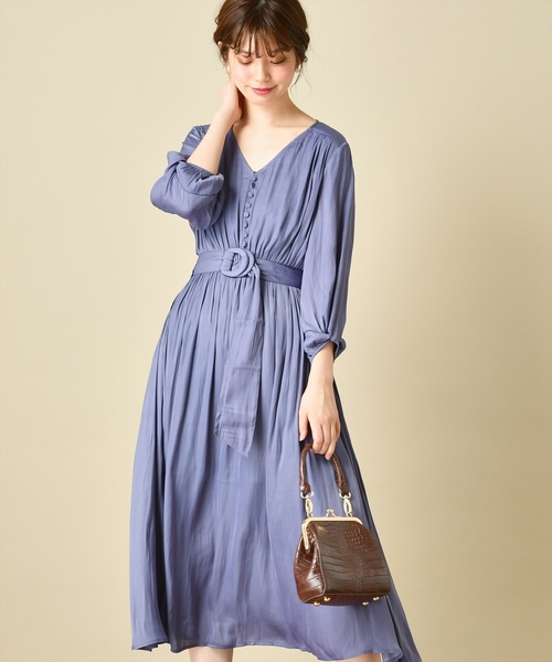 natural couture（ナチュラルクチュール）の「ねじり袖サテンギャザーワンピース（ワンピース・レディース・ブラック/ピンク/ボルドー/その他1/その他2/キャメル/ブルー・FREE）」の3枚目の写真