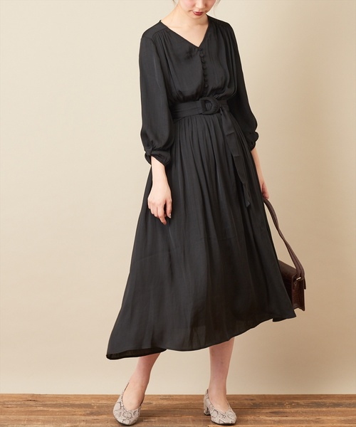 natural couture（ナチュラルクチュール）の「ねじり袖サテンギャザーワンピース（ワンピース・レディース・ブラック/ピンク/ボルドー/その他1/その他2/キャメル/ブルー・FREE）」の13枚目の写真