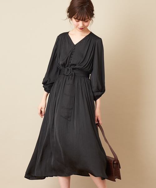 natural couture（ナチュラルクチュール）の「ねじり袖サテンギャザーワンピース（ワンピース・レディース・ブラック/ピンク/ボルドー/その他1/その他2/キャメル/ブルー・FREE）」の8枚目の写真