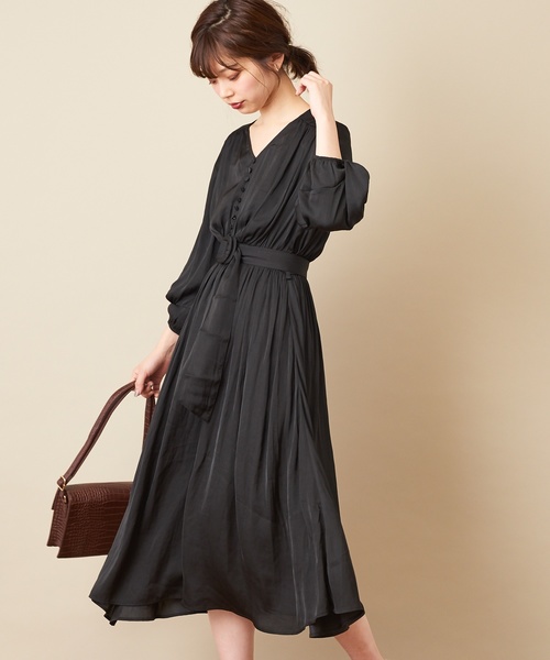 natural couture（ナチュラルクチュール）の「ねじり袖サテンギャザーワンピース（ワンピース・レディース・ブラック/ピンク/ボルドー/その他1/その他2/キャメル/ブルー・FREE）」の18枚目の写真