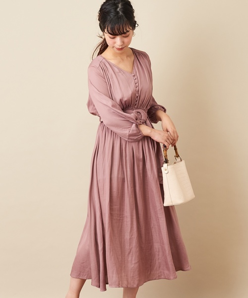 natural couture（ナチュラルクチュール）の「ねじり袖サテンギャザーワンピース（ワンピース・レディース・ブラック/ピンク/ボルドー/その他1/その他2/キャメル/ブルー・FREE）」の9枚目の写真