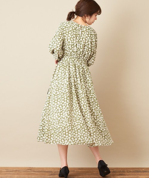 natural couture（ナチュラルクチュール）の「ねじり袖サテンギャザーワンピース（ワンピース・レディース・ブラック/ピンク/ボルドー/その他1/その他2/キャメル/ブルー・FREE）」の20枚目の写真