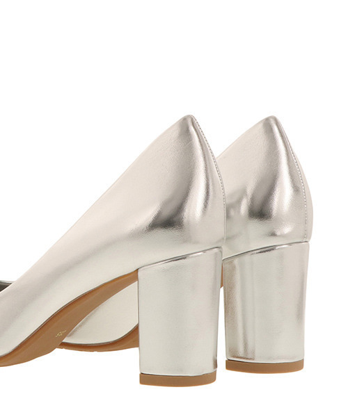 RANDA（ランダ）の「ストレスフリー/チャンキーヒールポインテッドトゥパンプス（パンプス・レディース・ブラック/ベージュ/シルバー・23/24/25/25.5/22.5/24.5/23.5/22）」の5枚目の写真