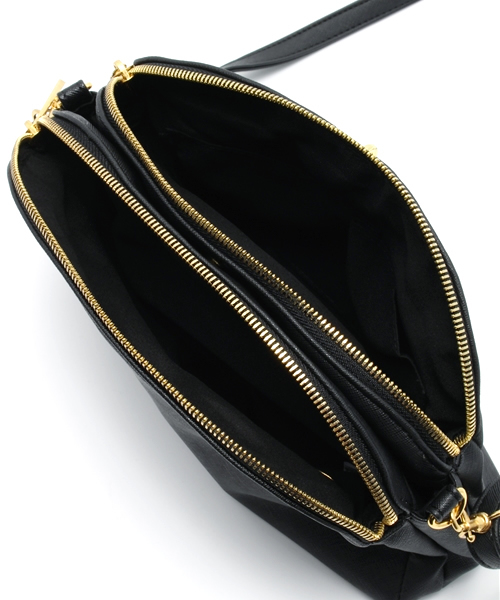 DISCOAT（ディスコート）の「【Discoat】カギ付3層ショルダーaw（ショルダーバッグ・レディース・その他12/マスタード/ベージュ/ブラック・ﾌﾘ-）」の9枚目の写真