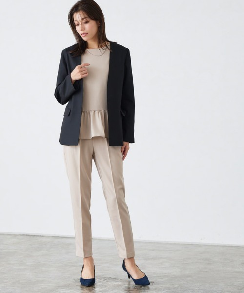 Pierrot（ピエロ）の「フリルセットアップ（セットアップ・レディース・ブラック/グレイッシュベージュ/ネイビー/キャメル/グレイッシュブルー/ダークネイビー・M/L/PM）」の15枚目の写真