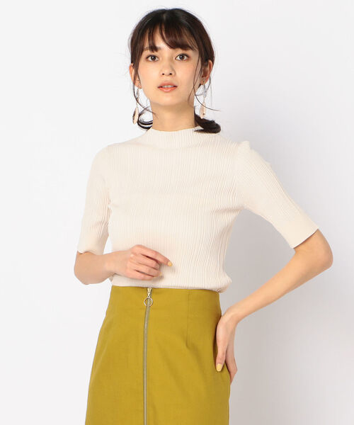 NOLLEY’S Sophi(ノーリーズソフィ)の「ランダムリブハイネック5分袖ニット(ニット/セーター・レディース・サーモンピンク/アイボリー/ライトブルー/ブラウン・38/36)」の2枚目の写真