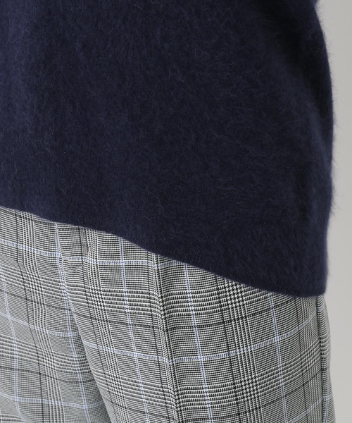 LEPSIM(レプシィム)の「12GチャイニーズラクーンコンVプルオーバー 885244(ニット/セーター・レディース・ネイビー/ラメ/モカ・MEDIUM/LARGE)」の12枚目の写真