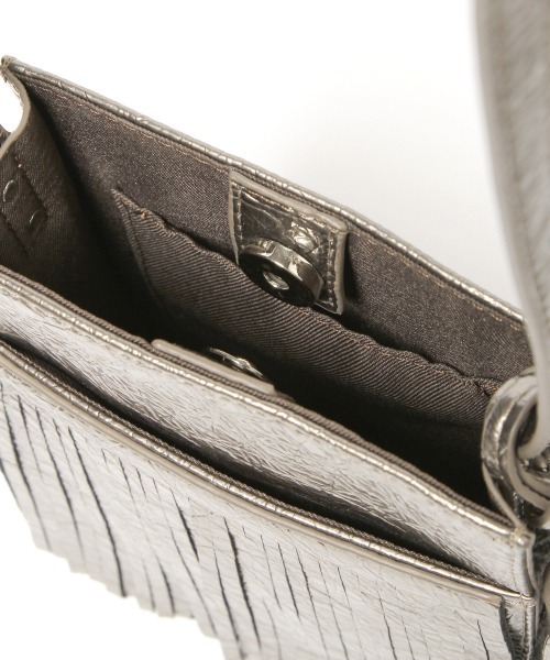 PAGEBOY（ページボーイ）の「フリンジスクエアショルダー（ショルダーバッグ・レディース・ブラック/ブロンズ・FREE）」の9枚目の写真