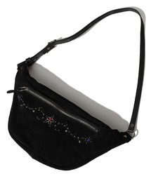 TMT（ティーエムティー）の「HAND STADS SUEDE LEATHER BAG（ボディバッグ/ウエストポーチ・メンズ）」