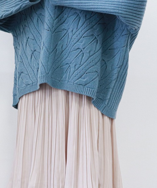 archives(アルシーヴ)の「Vネックケーブルニットプルオーバー(ニット/セーター・レディース・ブルー/アイボリー/ミント・MEDIUM)」の21枚目の写真