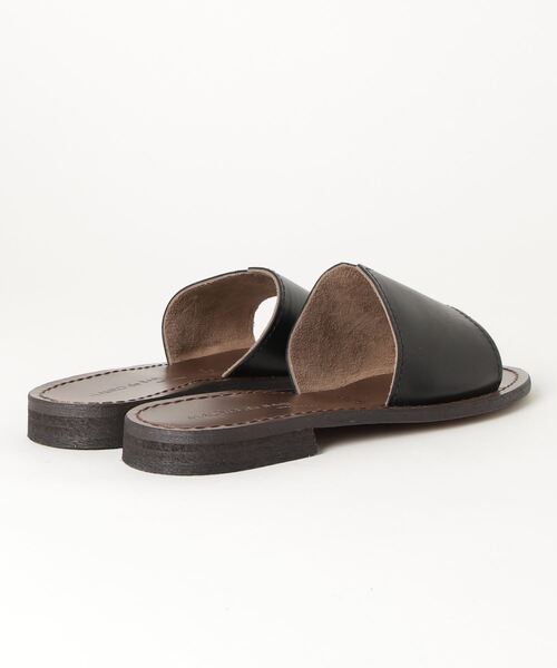 MAURO de BARI(マウロディバリ)の「MAURO de BARI Upper cover flat sandals(サンダル・レディース・ブラック/ブラウン・38/39/36/37)」の3枚目の写真