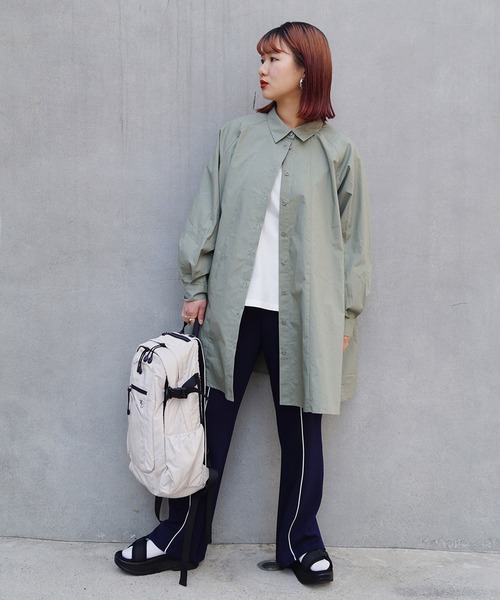 179/WG（イチナナキュウダブルジー）の「ラグランフレアチュニックブラウス（シャツ/ブラウス・レディース・グリーン/オフホワイト/カーキ・MEDIUM）」の16枚目の写真