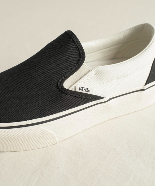 And A(アンドエー)の「VANS ヴァンズ / SLIP-ON PLATFORM SF プラットフォーム スター刺繍スリッポン サーフ / VN0A3MVC4XY(スリッポン・メンズ・ブラック×ホワイト・28cm/27.5cm/27cm/26.5cm/26cm)」の11枚目の写真