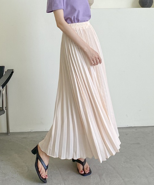 ABITOKYO（アビトーキョー）の「マキシ丈プリーツロングスカート（スカート・レディース・ベージュ/ブルー・FREE）」の2枚目の写真
