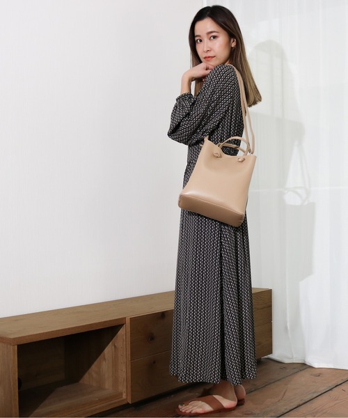 Per sist ence（パーシエンス）の「Per sist ence/パーシエンス　幾何学プリントワンピース（ワンピース・レディース・オフホワイト/モカ/カーキ/ブラック・FREE）」の11枚目の写真