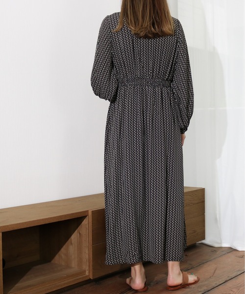 Per sist ence（パーシエンス）の「Per sist ence/パーシエンス　幾何学プリントワンピース（ワンピース・レディース・オフホワイト/モカ/カーキ/ブラック・FREE）」の16枚目の写真