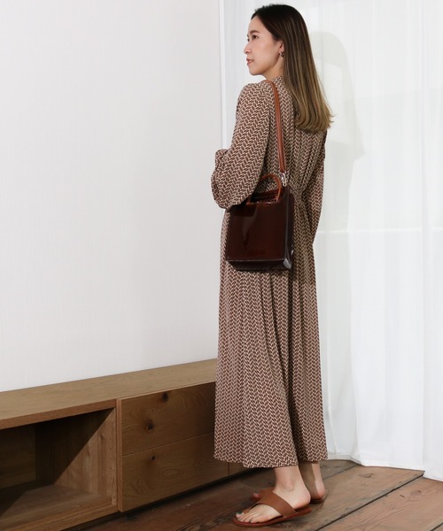 Per sist ence（パーシエンス）の「Per sist ence/パーシエンス　幾何学プリントワンピース（ワンピース・レディース・オフホワイト/モカ/カーキ/ブラック・FREE）」の18枚目の写真