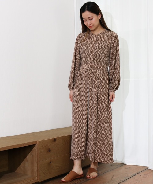 Per sist ence（パーシエンス）の「Per sist ence/パーシエンス　幾何学プリントワンピース（ワンピース・レディース・オフホワイト/モカ/カーキ/ブラック・FREE）」の20枚目の写真