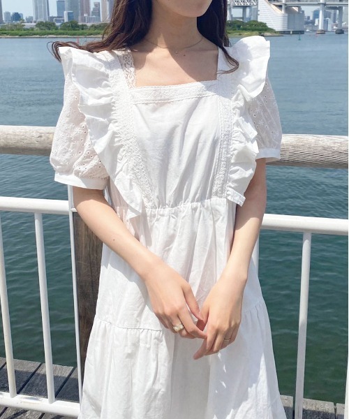 apres jour(アプレジュール)の「袖コットンレースフリルワンピ【ZOZOTOWN限定アイテム】(ワンピース・レディース・ピンクベージュ/ベージュ/オフホワイト・X-LARGE/フリー)」の10枚目の写真