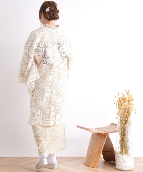 utatane(ウタタネ)の「羽織 レース ニコアンティーク 日本製(着物・レディース・クリーム・FREE)」の4枚目の写真