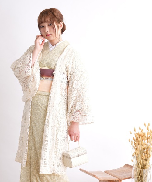 utatane(ウタタネ)の「羽織 レース ニコアンティーク 日本製(着物・レディース・クリーム・FREE)」の5枚目の写真