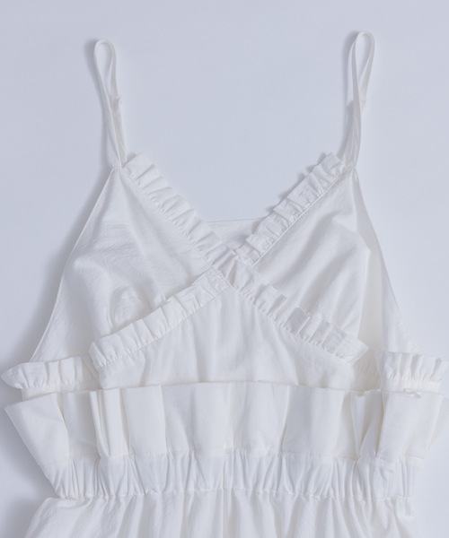 J1U by LA BELLE ETUDE(ジユウバイラベルエチュード)の「フリルデザインキャミワンピース(ワンピース・レディース・ホワイト/ブラック/ピンク・FREE)」の12枚目の写真