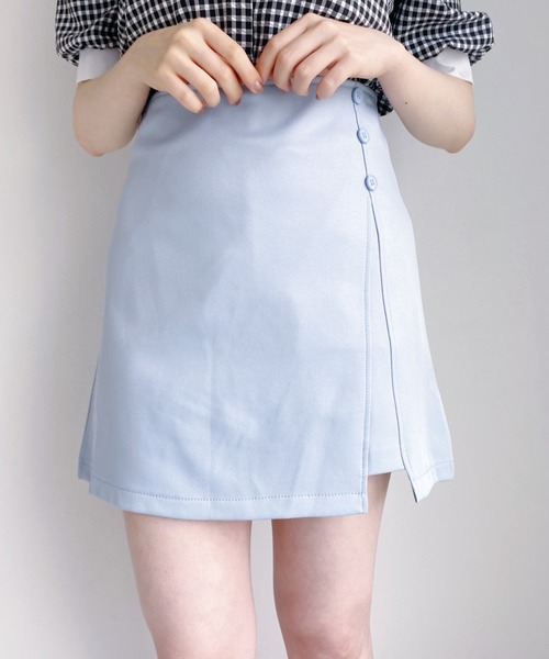 Loueme(ルエム)の「フェイクボタンインナーパンツ台形スカート(スカート・レディース・アイボリー/ブルー/ブラック・M)」の21枚目の写真