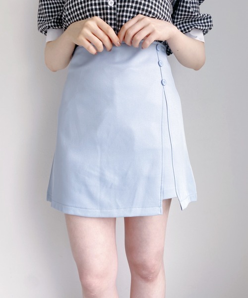 Loueme(ルエム)の「フェイクボタンインナーパンツ台形スカート(スカート・レディース・アイボリー/ブルー/ブラック・M)」の20枚目の写真