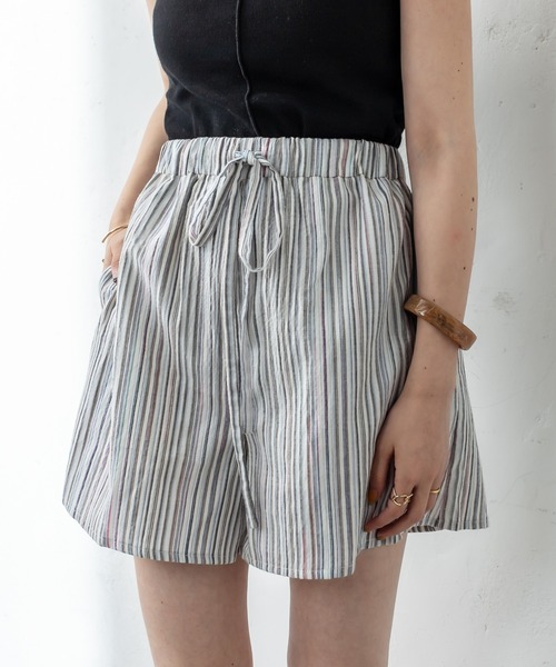 mystic（ミスティック）の「マルチストライプショートパンツ（スウェットパンツ・レディース・ブルー/ブラウン・FREE）」の7枚目の写真