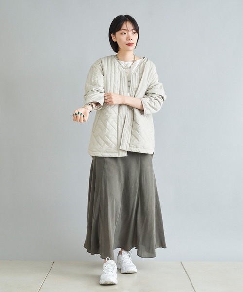 DouDou（ドゥドゥ）の「【WEB限定】パターンミックスキルティングハーフジャケット（ノーカラーコート・レディース・ライトグレー/ブラック・FREE）」の14枚目の写真