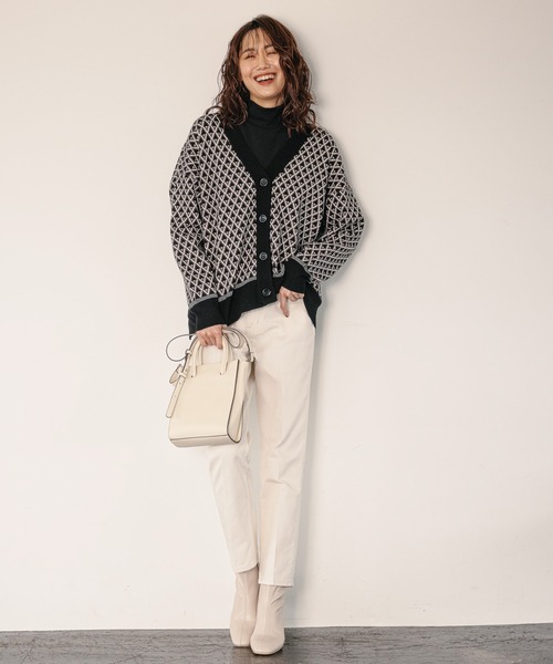 GLOBAL WORK（グローバルワーク）の「縦型2WAYショルダー/957847（ショルダーバッグ・レディース・ブラック/オフホワイト/グリーン・FREE）」の20枚目の写真